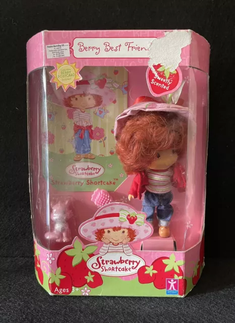 Strawberry Shortcake Berry Best Friends Dic Scented Custard Postcard 2003 MISB