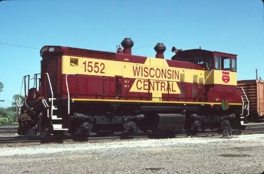 Wc 1552 Sw-1500 Fond Du Lac Wi (Wisconsin Central) Original Slide 05-31-94 T7-16