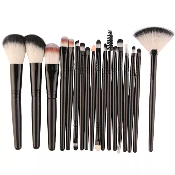 Set Make Up 18 Pennelli Trucco Cosmetica Blush Sopracciglia Ombretti