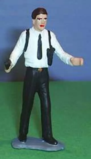 Toy Soldiers Tin American 1930'S Mafia Boss Gangster  With Pistol 54Mm
