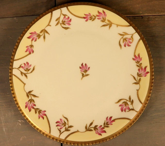 Ancienne assiette à huîtres continentale en forme de pêche en