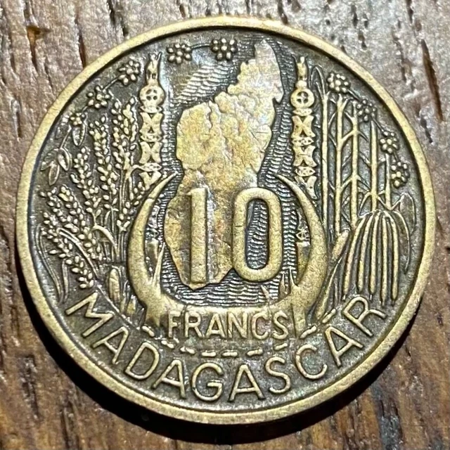Piece De 10 Francs  1953 Madagascar (1094)