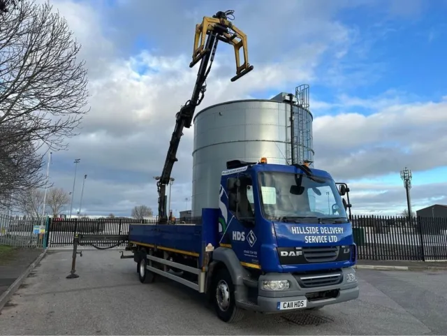 hiab crane lorry truck 15 tonne 3