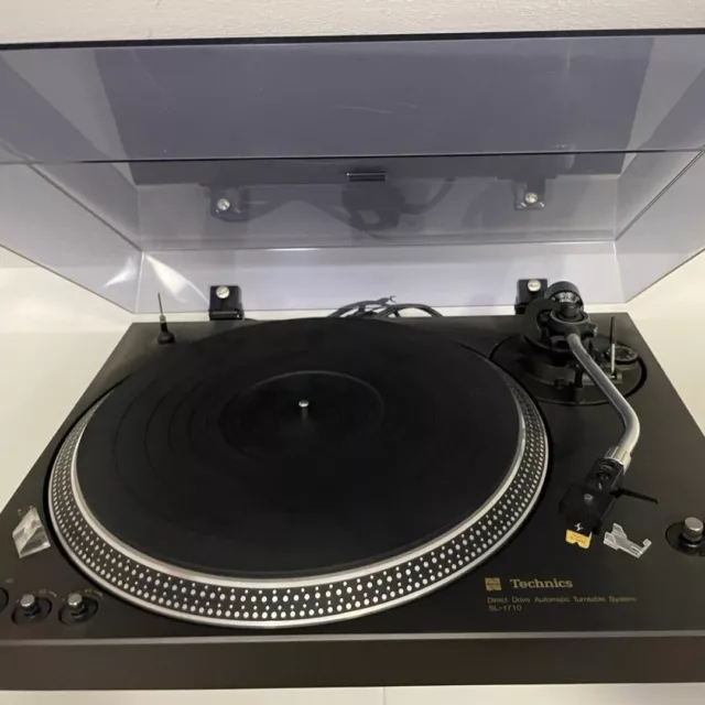 Technics SL-1710 Plattenspieler