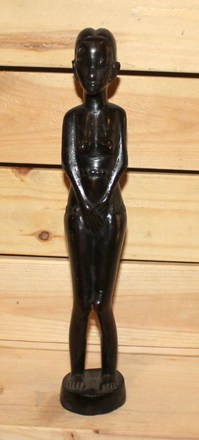 Statuetta donna africana vintage intagliata a mano nuda in legno