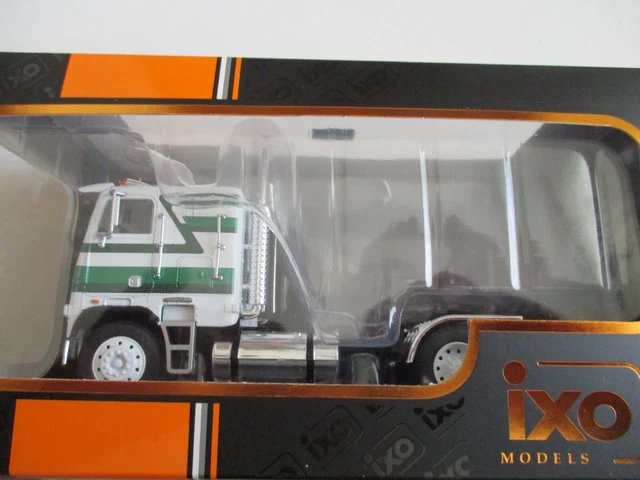 FREIGHTLINER COE BLANC/ROUGE 1976 IXO TR128 1/43 Camion Plate-Forme EUR