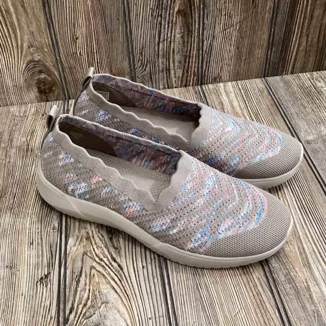 Skechers womens on sale 9.5 wide