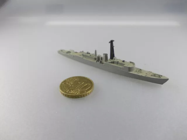 Triang Minic: Schiffs-Modell Nr M787 HMS Vigilant (Nr.4 K22)