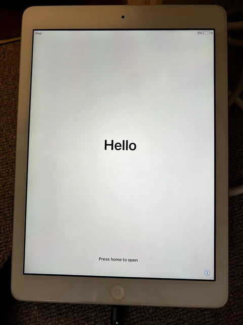Apple iPad Air 1st Gen. 32GB, Wi-Fi, 9.7in - Silver