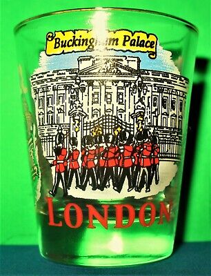London Shot Glass Buckingham Palace