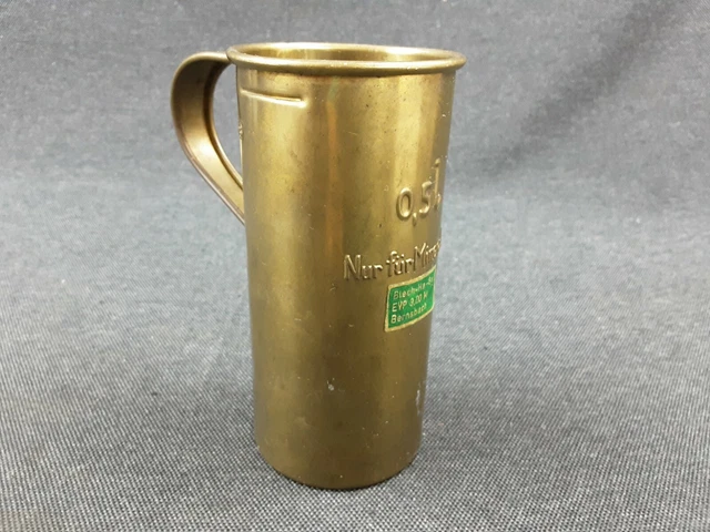 alte Ölkanne 0,5l Messing Behälter Industrial Tankstelle Öl Oldtimer Deko