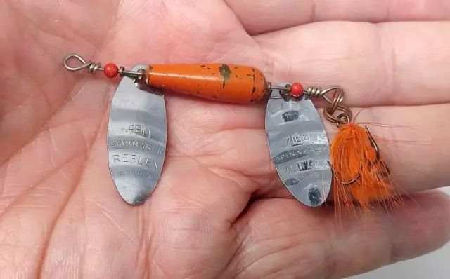 Vintage ABU Spinnaren Reflex, Orange Body, Orange feather, 2 Blades, Treble Hook Vintage ABU Spinnaren Reflex, Orange Body, Orange feather, 2 Blades, Treble Hook
