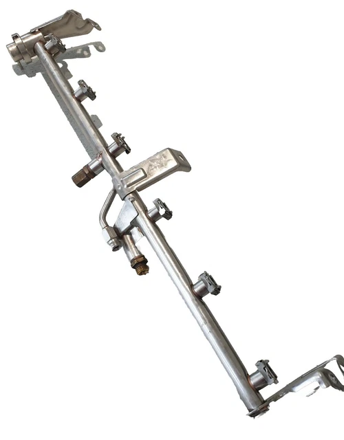 MERCEDES-BENZ W124 320E Fuel Injector Rail With Regulator 0000781489 £ ...