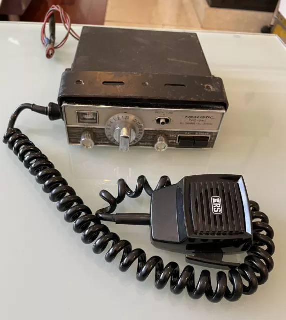 Vintage Realistic Radio Shack TRC-24C CB Citizen's Band Radio With Mic