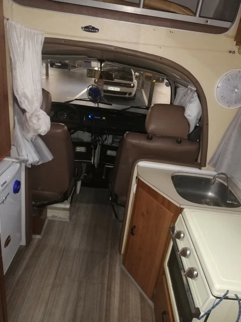 Combi vw T2 safari karmann ghia rare en europe très bel état 6