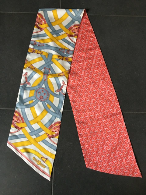 FOULARD HERMÈS EN soie Maxi Twilly Cavalcadour à cheval Rose