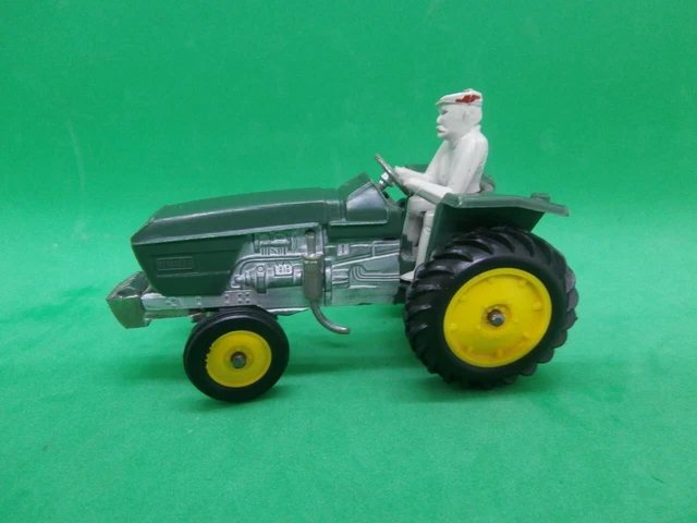Norev 1/43 tracteur agricole Renault R86 ref 117 sans boite