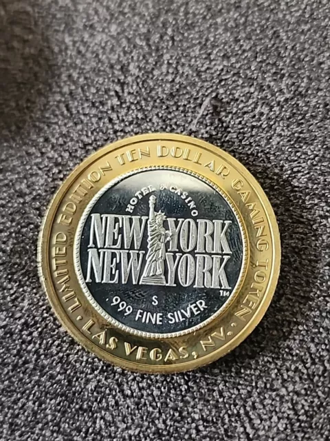 NEW YORK NEW YORK - MOTOWN - .999 Silver Strike $10 Gaming Token - LAS VEGAS, NV