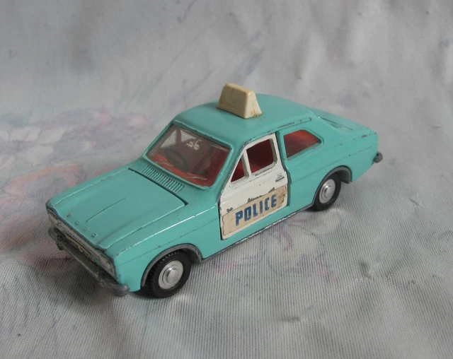 Jouet Miniature Dinky Toys N°270 - Ford Escort Police - Échelle 1/43 - Production 1970-1972 - Occasion
