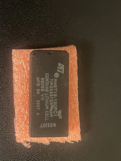 1PCS/5PCS M48T18-150PC1 M48T18 48T18-150PC1 DIP-28 CMOS 8K x 8 TIMEKEEPER SRAM