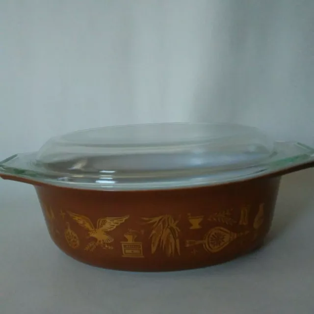 Pyrex Early American Casserole Dish Brown and Gold VTG 1962-1971