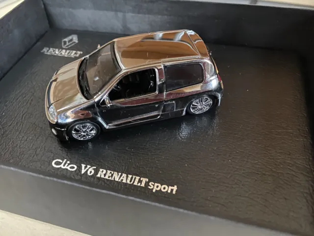 renault clio v6 sport Modellauto serie limitee 3