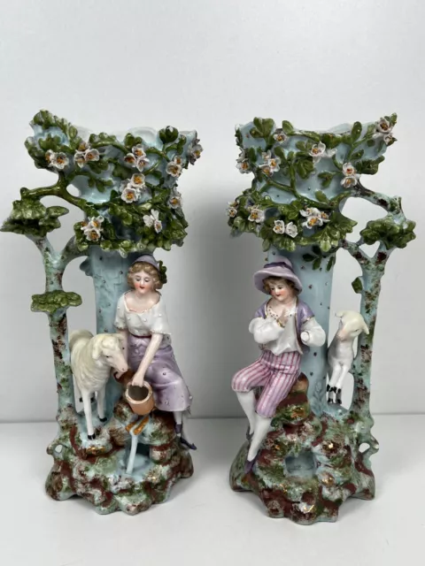 Ancienne Paire de Bouquetières XIXe Biscuit polychrome décor Scène Pastorale