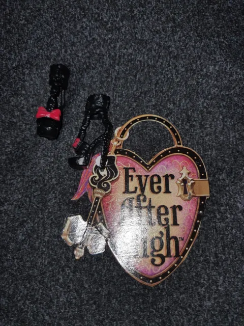 Ever After High Accessories Apple White Shoes Thronecoming