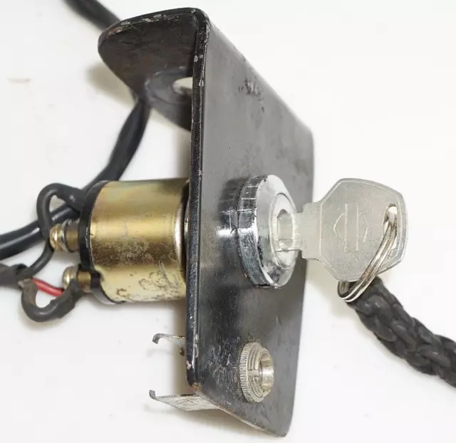 1981 Harley Low Rider Shovelhead SuperGlide Fx Fxs OEM Ignition Switch Key H-D 1981 Harley Low Rider Shovelhead SuperGlide Fx Fxs OEM Ignition Switch Key H-D