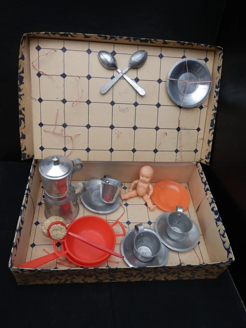Dînette Ancienne Pour Poupée – Boîte D'origine – Style Creil, Gien Ou Lunéville