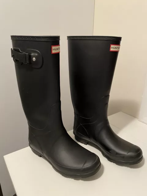 Hunter Black Matte Rubber Waterproof Rain Boots 14 1/2” Tall Womens Size 7