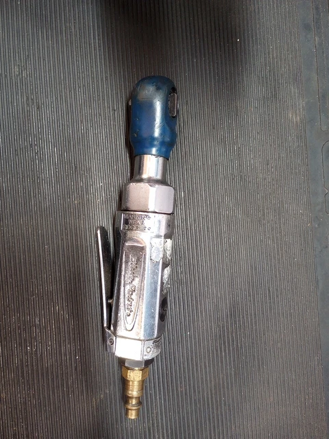 Blue Point By snap on AT200D 1/4" Drive Mini Air Ratchet