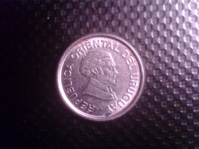 Uruguay     10    Centesimos  1994     Small Coin      Jun25F