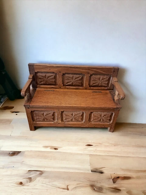 Mobilier De Poupée Ancien En Bois - Table Et Bancs - Occasion