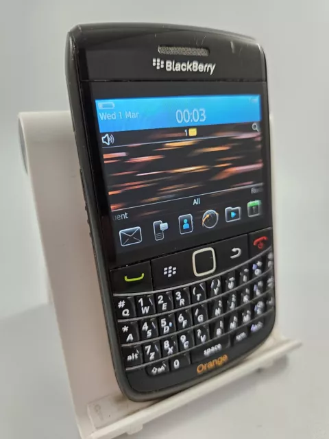 Blackberry Bold 9780 Black Unlocked 256MB 2.44" Mobile Button Phone
