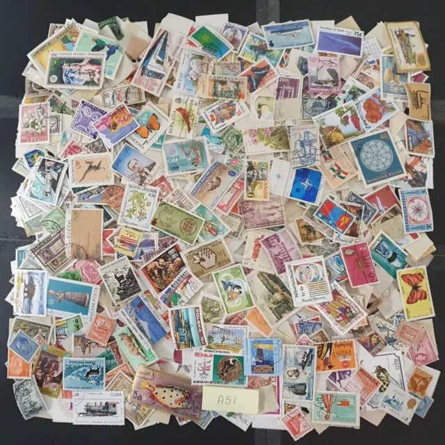 2000 World Kiloware Stamps Off Paper - See Pictures Of Actual Stamps Lot A-51
