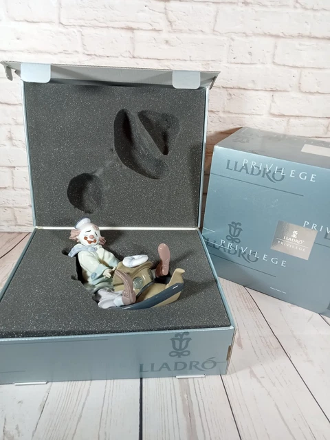 Lladro Clown 8137 Circus Waves Privilege Collectable Boxed