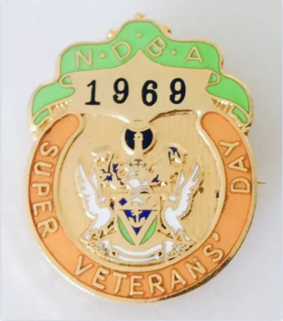 NDBA 1969 Super Veterans Day Bowling Club Badge Pin Vintage Lawn Bowls (L32)