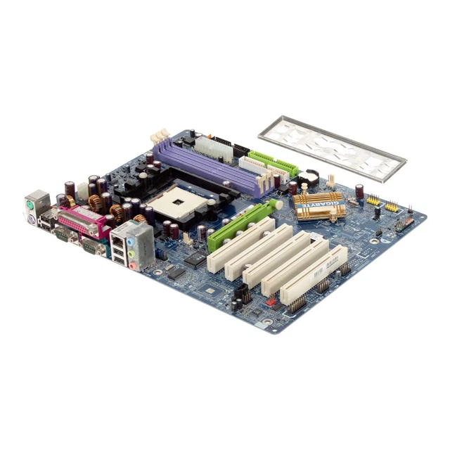 Carte Mère GIGABYTE K8VM800MAE REV 1.0 - Socket 754 - Pour Processeurs AMD Anciens - Occasion