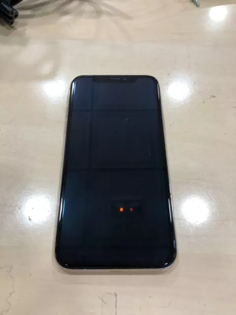 Iphone X 64Gb plata muy buen estado para piezas