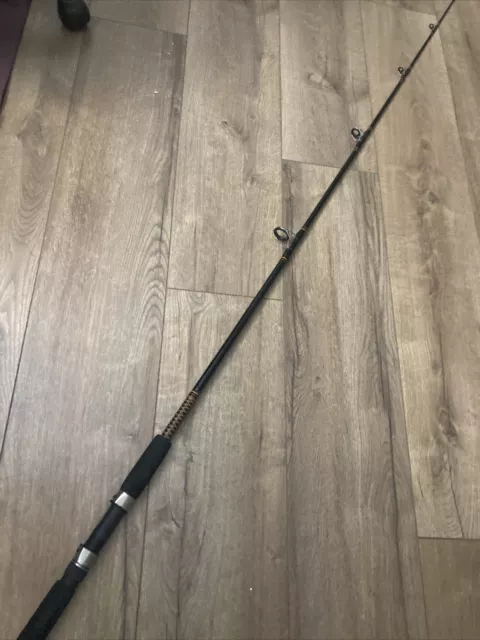 SHAKESPEARE 6' 6 Ugly Stik SP1100 6-15lb Med Fishing Rod Spinning