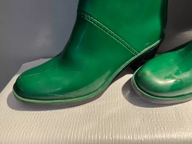 Marc Jacobs green rain boots size 7 2