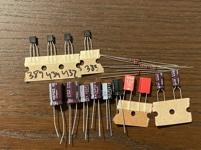Marantz 2220B Amp Rebuild Kit – P700 Board Recap & Small Transistor Kit