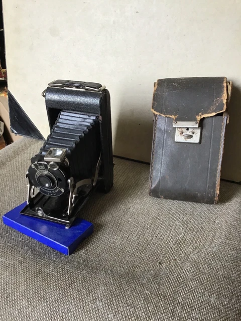 Kodak Brownie Pliant SIX-20, appareil photo