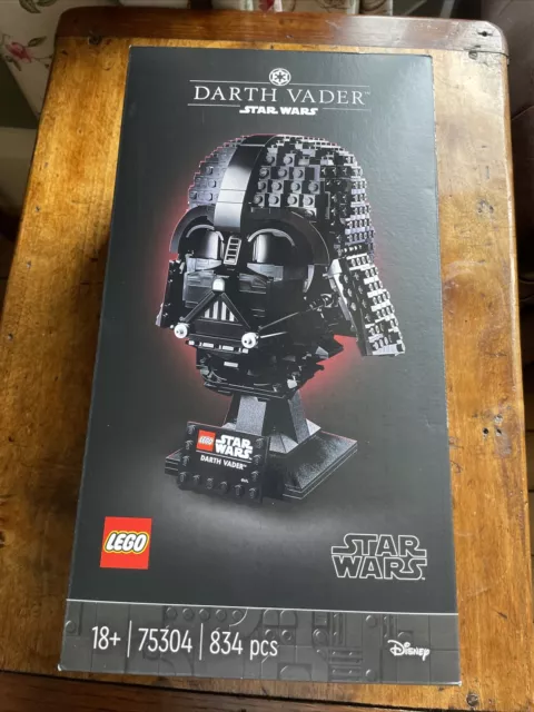 LEGO Star Wars Darth Vader™ Helmet (75304)