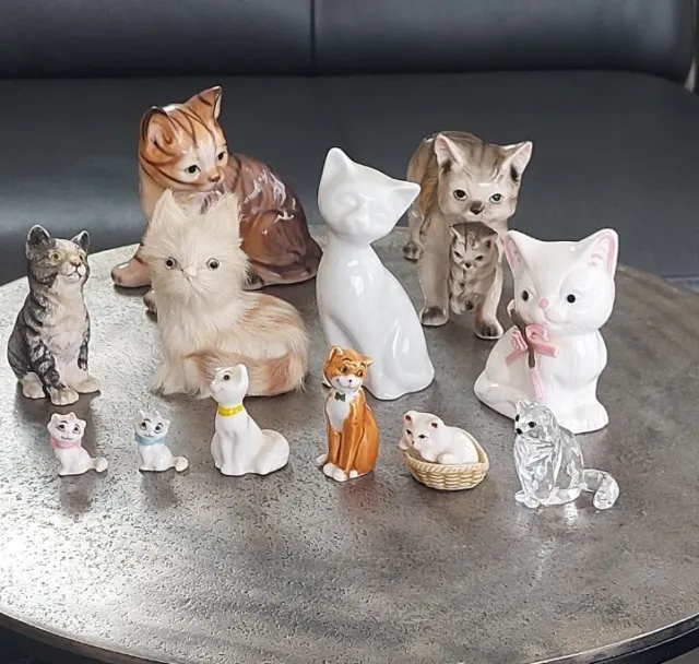 Joli Lot 12 figurines petits chats en porcelaine,céramique,verre,résine,peluche