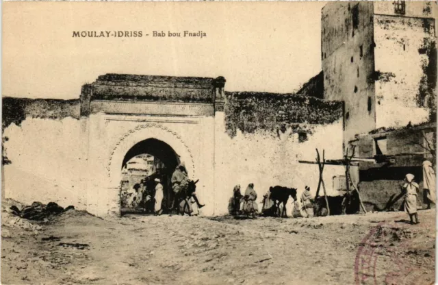 CPA AK MOULAY IDRISS Bab bou Fnadja MOROC (797057)