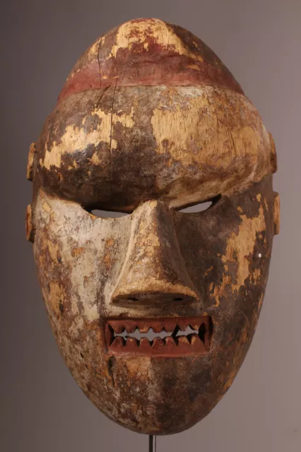10379 Fine Mask of The Salampasu R.d.kongo 2
