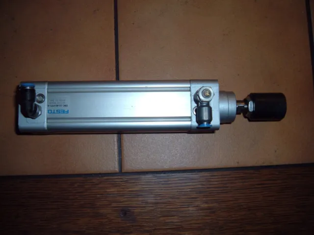 Festo DNC-32-80-PPV-A Normzylinder Pmax:12bar Pneumatik Zylinder