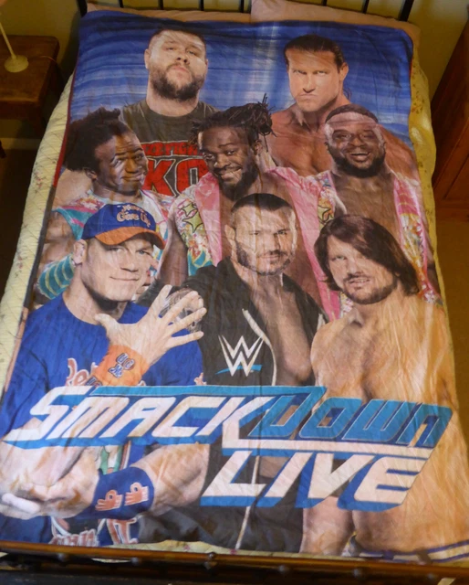 Smackdown v RAW Single Duvet Cover & Pillow Case